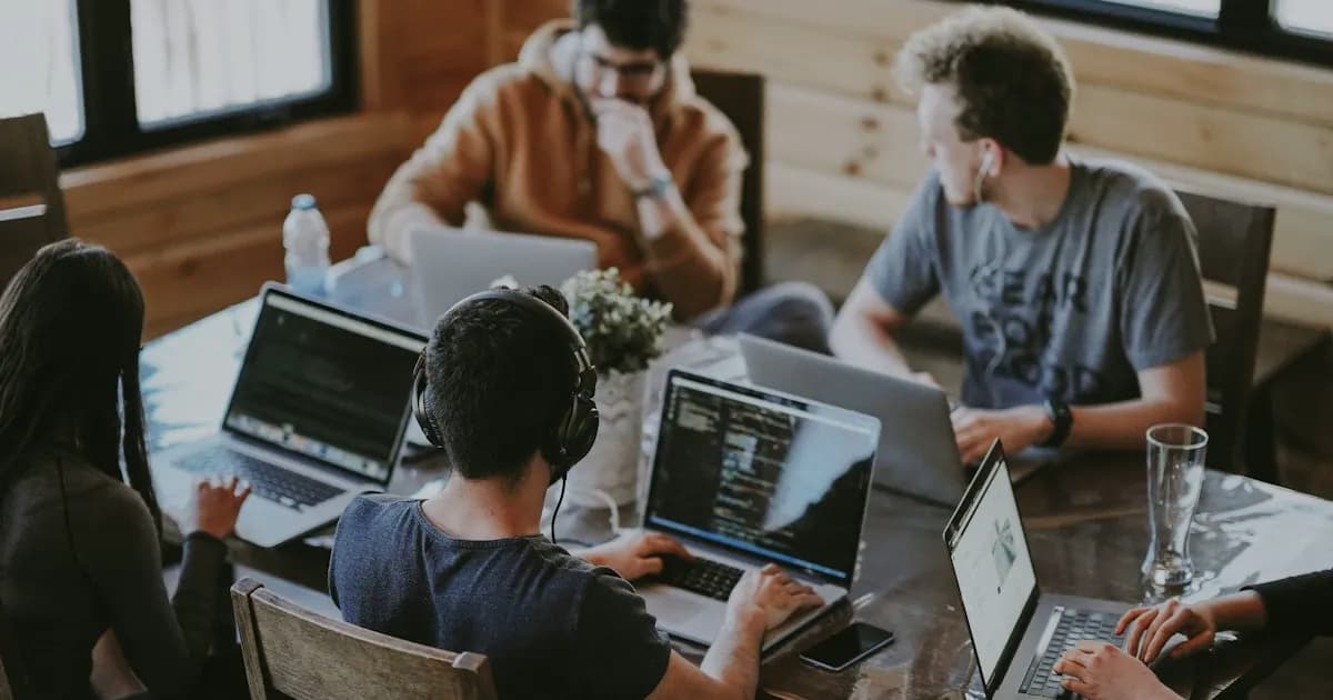 Imagen del artículo: Deducción por inversión en empresas de nueva creación o microstartups en el IRPF 2026: Guía completa para autónomos - Blog de contabilidad para autónomos